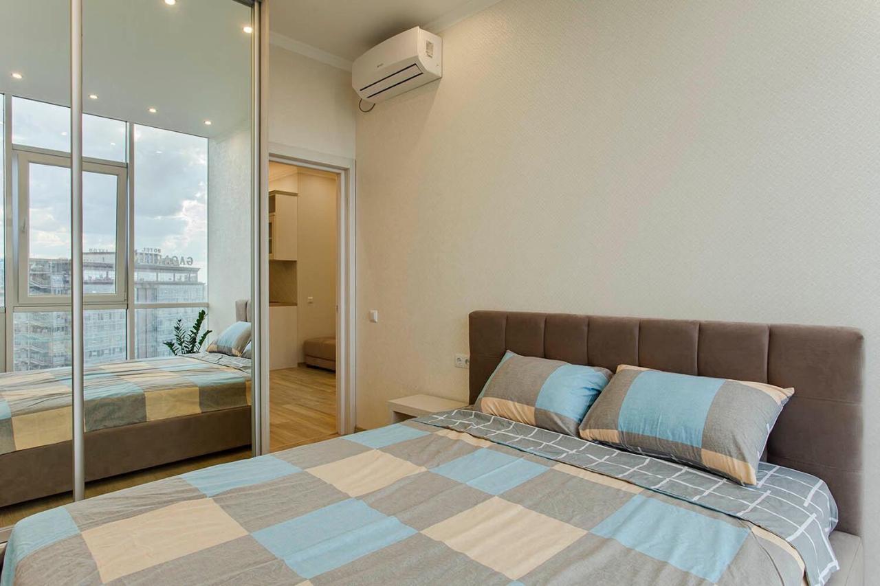 2-Roomed Apartment With Living Room أوديسا المظهر الخارجي الصورة