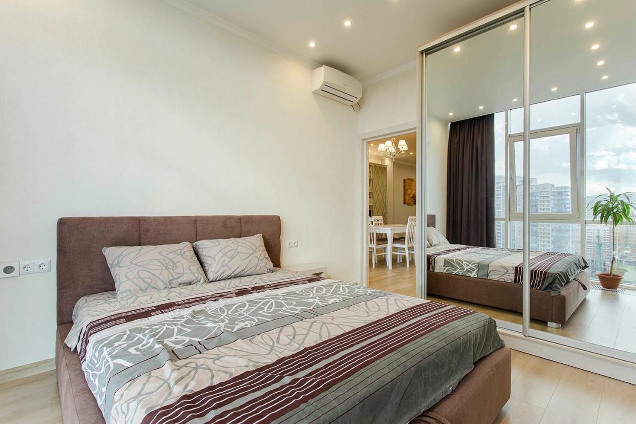 2-Roomed Apartment With Living Room أوديسا المظهر الخارجي الصورة